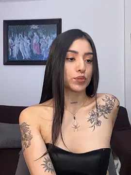 Snapshot of ananya_sex1 chatting on May 12, 6:32 am ananya sex1 online show from May 12, 6:32 am