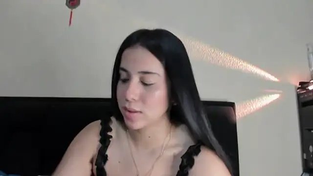 Gigi-bom online show from December 28, 11:05 pm