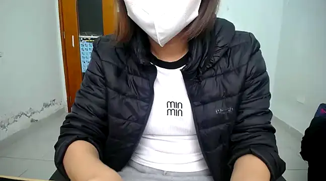 Snapshot of Michiko1 chatting on January 28, 2:11 am Michiko1 online show from January 28, 2:11 am