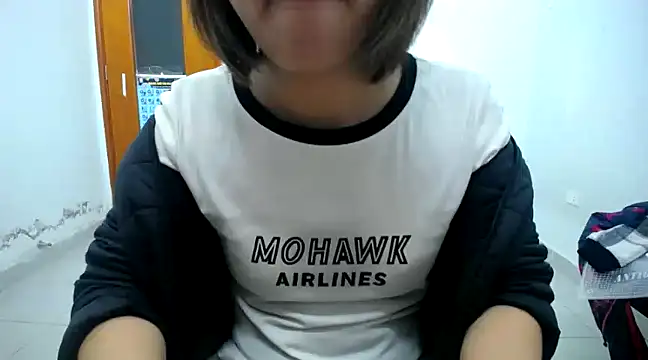 Snapshot of Michiko1 chatting on February 3, 12:47 pm Michiko1 online show from February 3, 12:47 pm