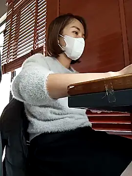 Snapshot of Michiko1 chatting on February 11, 6:40 am Michiko1 online show from February 11, 6:40 am