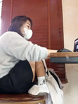 Snapshot of Michiko1 chatting on February 12, 7:55 am Michiko1 online show from February 12, 7:55 am