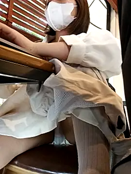 Snapshot of Michiko1 chatting on February 16, 9:04 am Michiko1 online show from February 16, 9:04 am