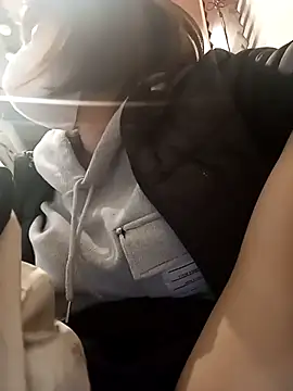 Snapshot of Michiko1 chatting on February 19, 11:06 am Michiko1 online show from February 19, 11:06 am