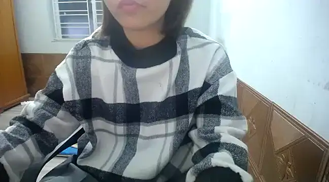 Snapshot of Michiko1 chatting on February 26, 10:47 am Michiko1 online show from February 26, 10:47 am