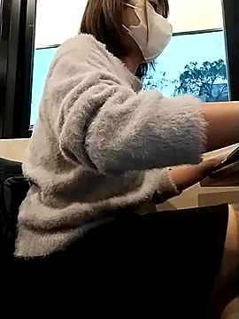 Snapshot of Michiko1 chatting on March 7, 11:07 am Michiko1 online show from March 7, 11:07 am