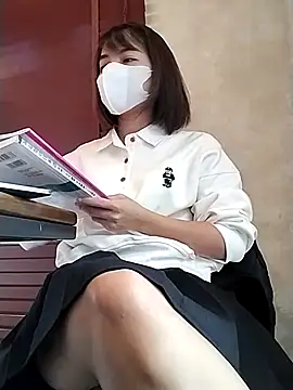 Snapshot of Michiko1 chatting on March 10, 5:22 am Michiko1 online show from March 10, 5:22 am