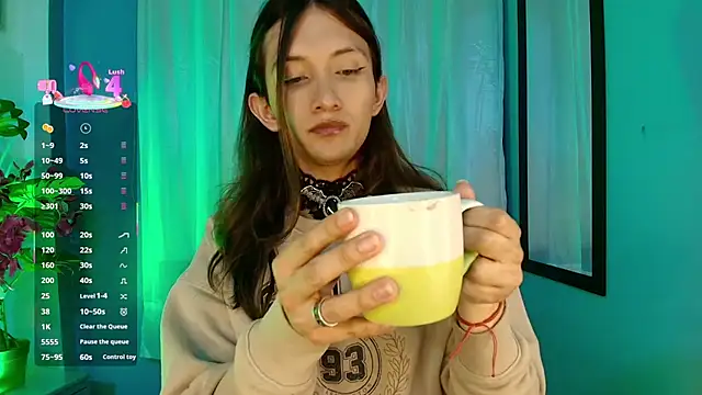 Snapshot of Feniix__ chatting on February 13, 5:03 am Feniix online show from February 13, 5:03 am