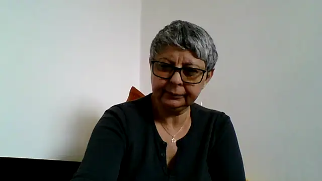 roseblak42 online show from March 19, 10:08 am