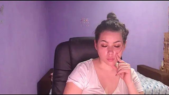 LovelyJulliette online show from January 15, 11:51 pm
