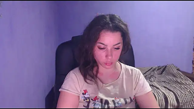 LovelyJulliette online show from January 19, 9:23 pm