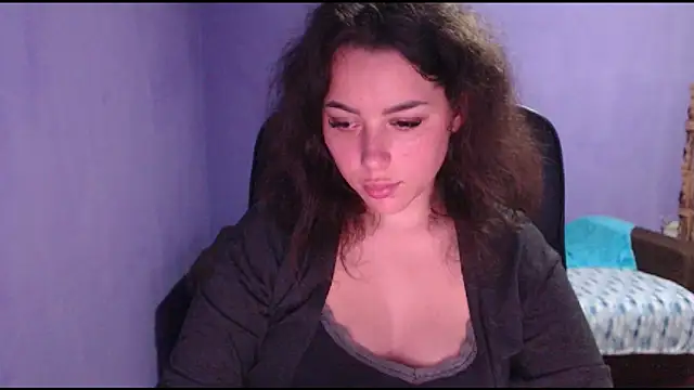 LovelyJulliette online show from January 22, 6:31 pm