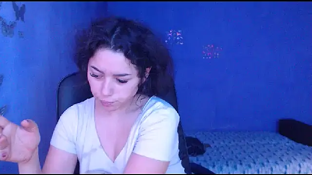 LovelyJulliette online show from January 23, 10:43 am