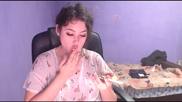 LovelyJulliette online show from January 24, 5:32 pm