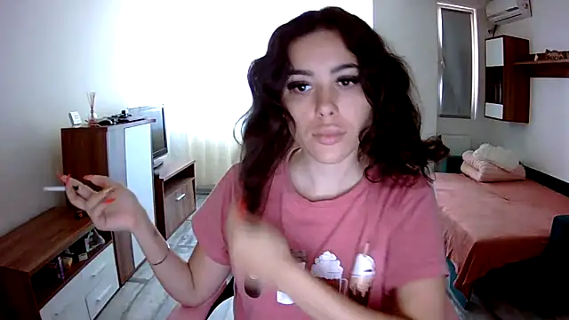 LovelyJulliette online show from September 28, 10:42 am