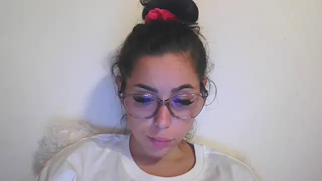 LovelyJulliette online show from October 15, 12:11 am