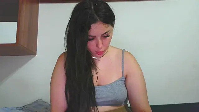 LovelyJulliette online show from June 30, 6:09 pm