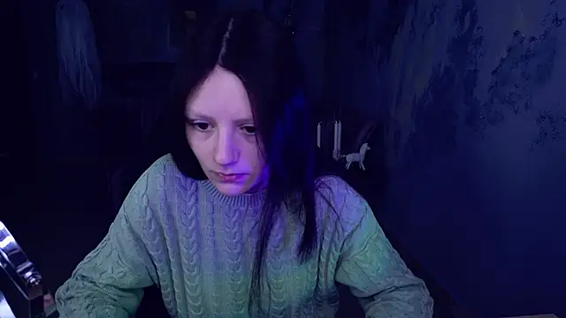 VeliraBraitberg online show from December 15, 5:13 am