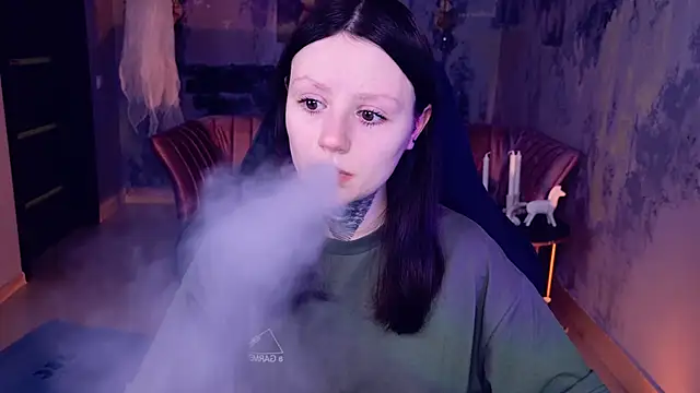 VeliraBraitberg online show from December 15, 11:23 am