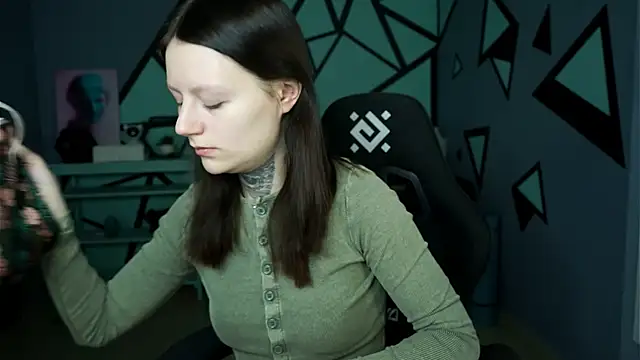 VeliraBraitberg online show from January 10, 5:05 am