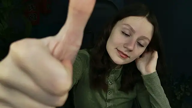 VeliraBraitberg online show from February 9, 11:14 am