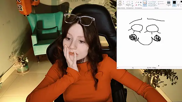 VeliraBraitberg online show from February 22, 11:13 am