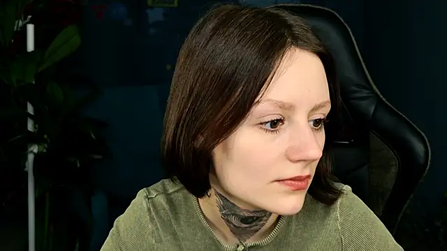 VeliraBraitberg online show from March 13, 8:15 am