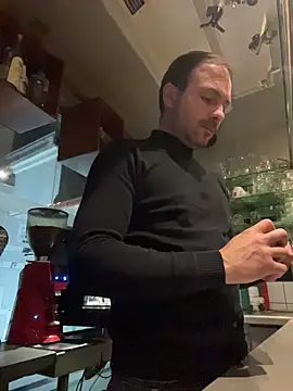 Adventurehotman online show from November 5, 7:14 pm