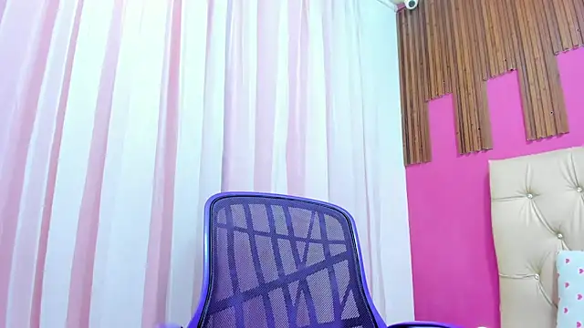 SofiaSexy  online show from December 14, 12:21 pm