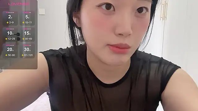 Snapshot of rose-u chatting on November 5, 1:27 am rose-u online show from November 5, 1:27 am