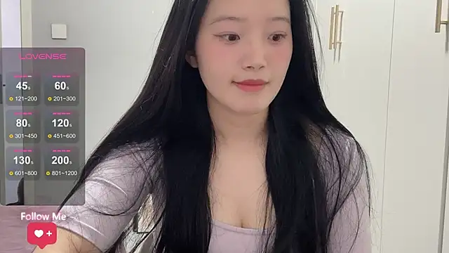 Snapshot of rose-u chatting on March 2, 1:30 am rose-u online show from March 2, 1:30 am