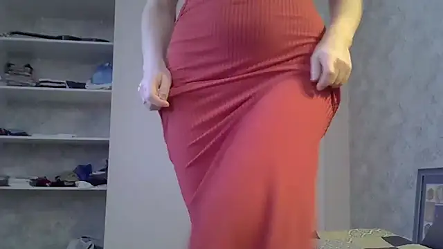 Snapshot of ZarinaSwift chatting on February 9, 8:22 am ZarinaSwift online show from February 9, 8:22 am