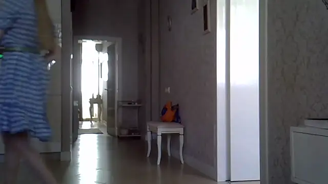 ZarinaSwift online show from April 27, 4:43 am