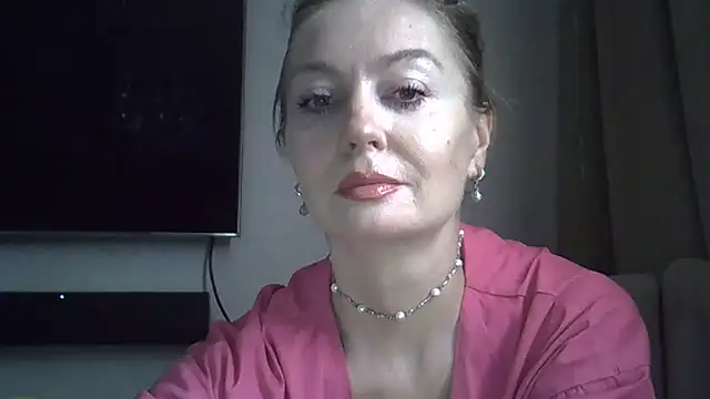 ZarinaSwift online show from June 2, 6:59 am