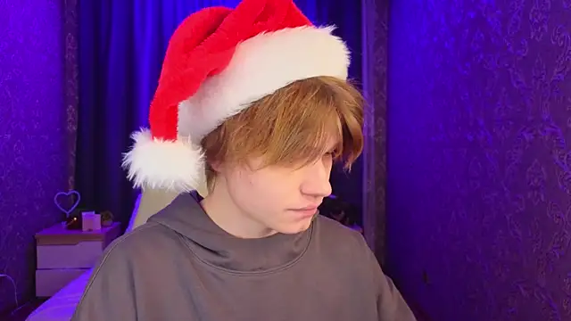 Snapshot of Jeffre_y chatting on December 25, 6:09 pm Jeffre y online show from December 25, 6:09 pm