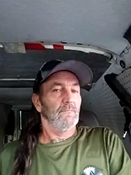 Snapshot of Hotbodyscottie chatting on October 14, 11:44 am Hotbodyscottie online show from October 14, 11:44 am