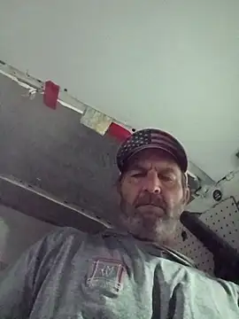 Snapshot of Hotbodyscottie chatting on October 16, 8:26 am Hotbodyscottie online show from October 16, 8:26 am