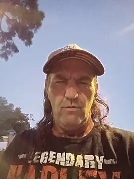 Snapshot of Hotbodyscottie chatting on October 19, 11:11 am Hotbodyscottie online show from October 19, 11:11 am