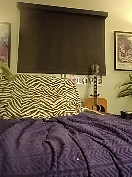 Snapshot of Hotbodyscottie chatting on November 1, 8:27 am Hotbodyscottie online show from November 1, 8:27 am