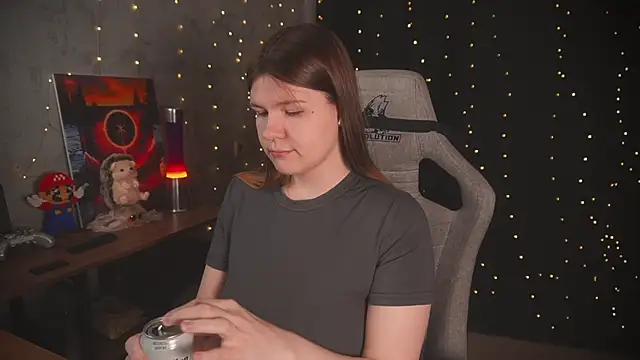 Snapshot of cuteamberlyyy chatting on February 15, 4:31 am cuteamberlyyy online show from February 15, 4:31 am