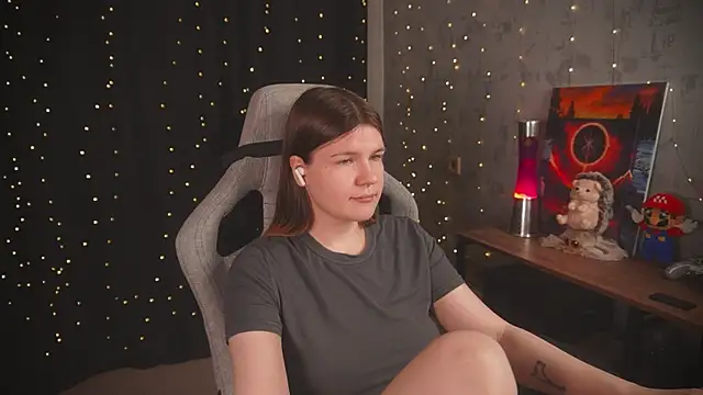 Snapshot of cuteamberlyyy chatting on February 15, 7:51 am cuteamberlyyy online show from February 15, 7:51 am