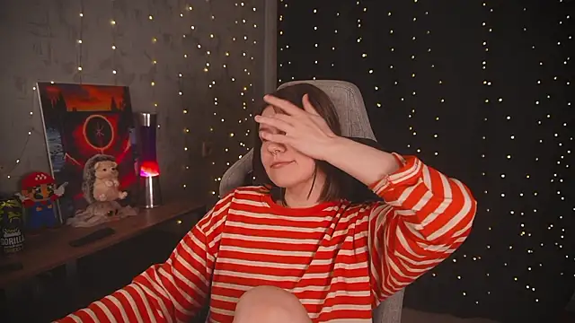 Snapshot of cuteamberlyyy chatting on February 22, 5:51 am cuteamberlyyy online show from February 22, 5:51 am