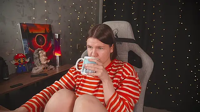 Snapshot of cuteamberlyyy chatting on March 29, 4:34 am cuteamberlyyy online show from March 29, 4:34 am