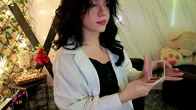 Snapshot of jeimy_garcia chatting on April 3, 12:14 pm jeimy garcia online show from April 3, 12:14 pm