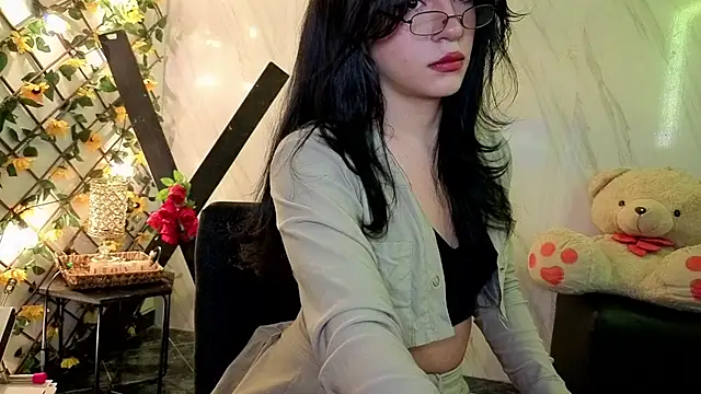 Snapshot of jeimy_garcia chatting on May 19, 12:11 pm jeimy garcia online show from May 19, 12:11 pm