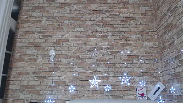 Amelia Kiss  online show from December 22, 12:40 am