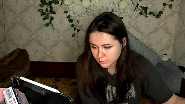 Snapshot of FelvivalKitty chatting on March 12, 6:58 pm FelvivalKitty online show from March 12, 6:58 pm