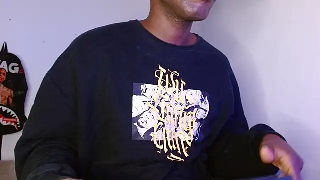 Snapshot of king__Black chatting on November 17, 9:04 am king Black online show from November 17, 9:04 am