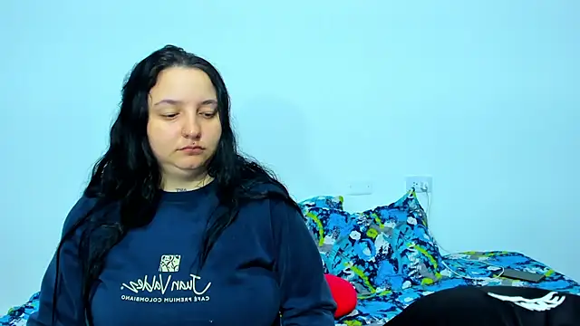 Snapshot of Bad_Couple_1 chatting on March 6, 3:02 am Bad Couple 1 online show from March 6, 3:02 am