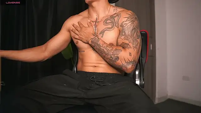 muscle boyhorny online show from December 20, 3:47 am